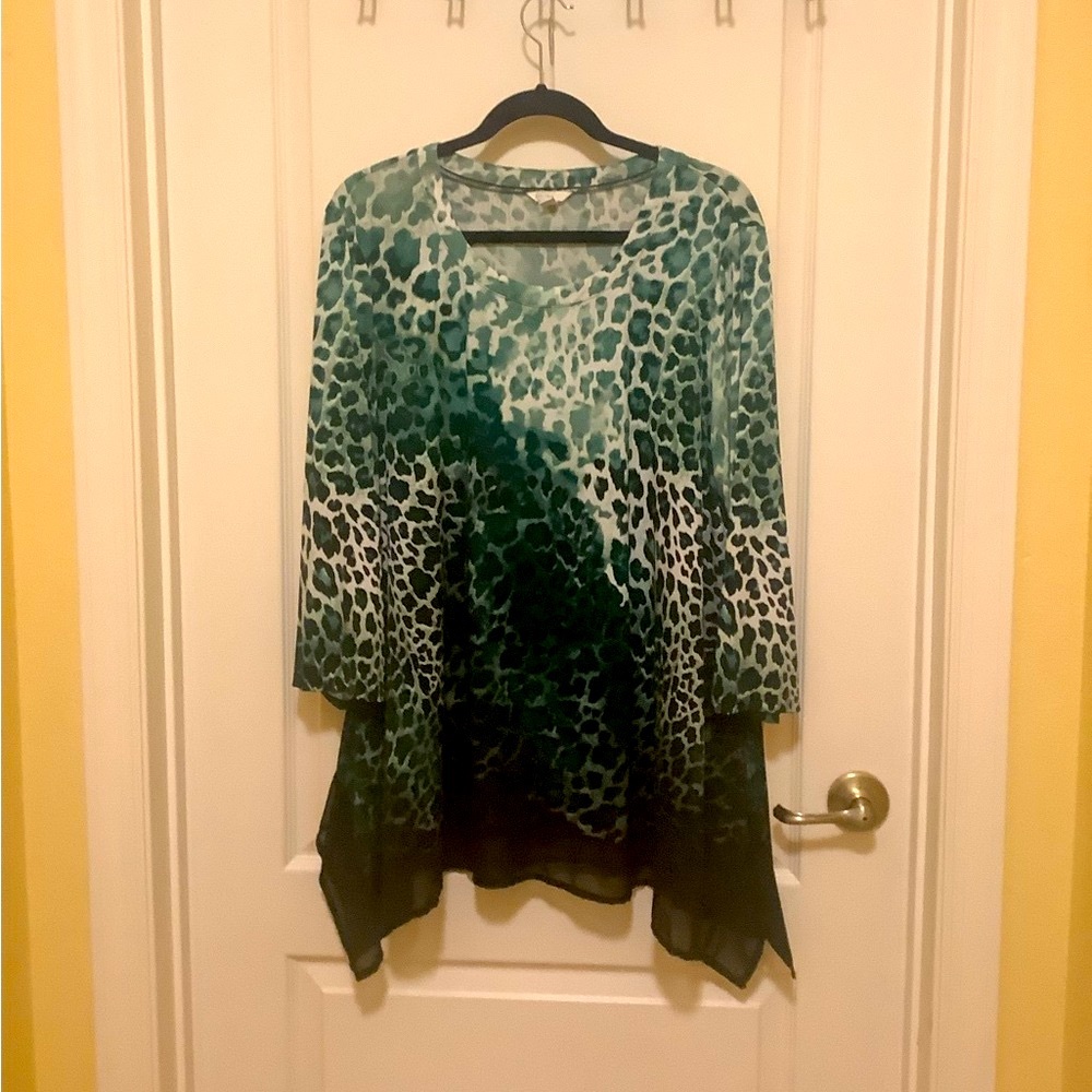EST 1946 Top green leopard print size 18/20 asymmetrical sheer bottom pl…
